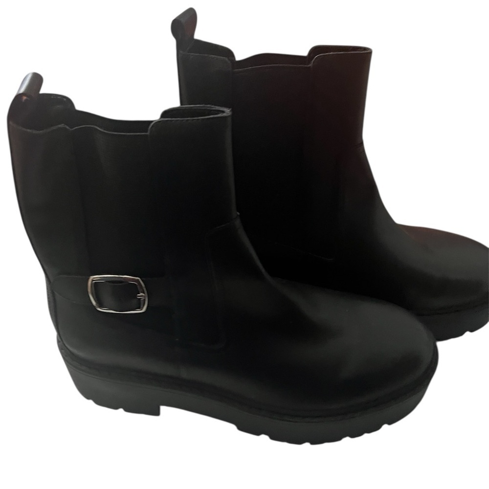 New without box Mark Fisher chunky Stylish Black leather Ankle Boots Size 8.5